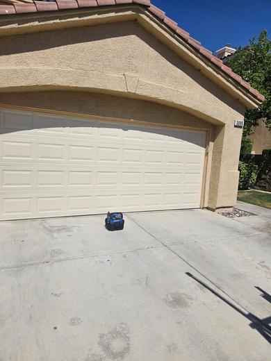 Garage door job in Las Vegas Valley by Swift Garage Door Repair, photo 428